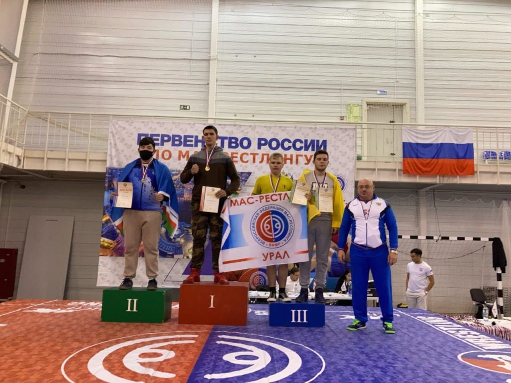 Масрестлеры ТрансСтройТеха в г. Екатеринбург завевали серебряную и бронзовую медали