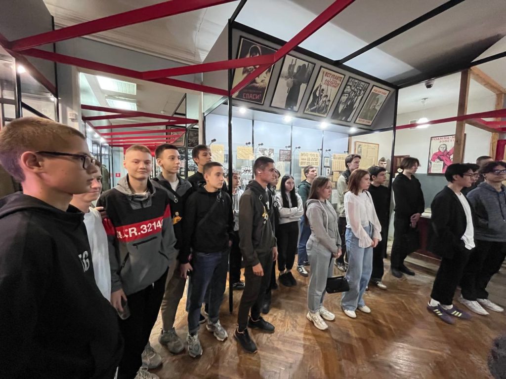 Студенты ЧТТСТ посетили Музей воинской славы
