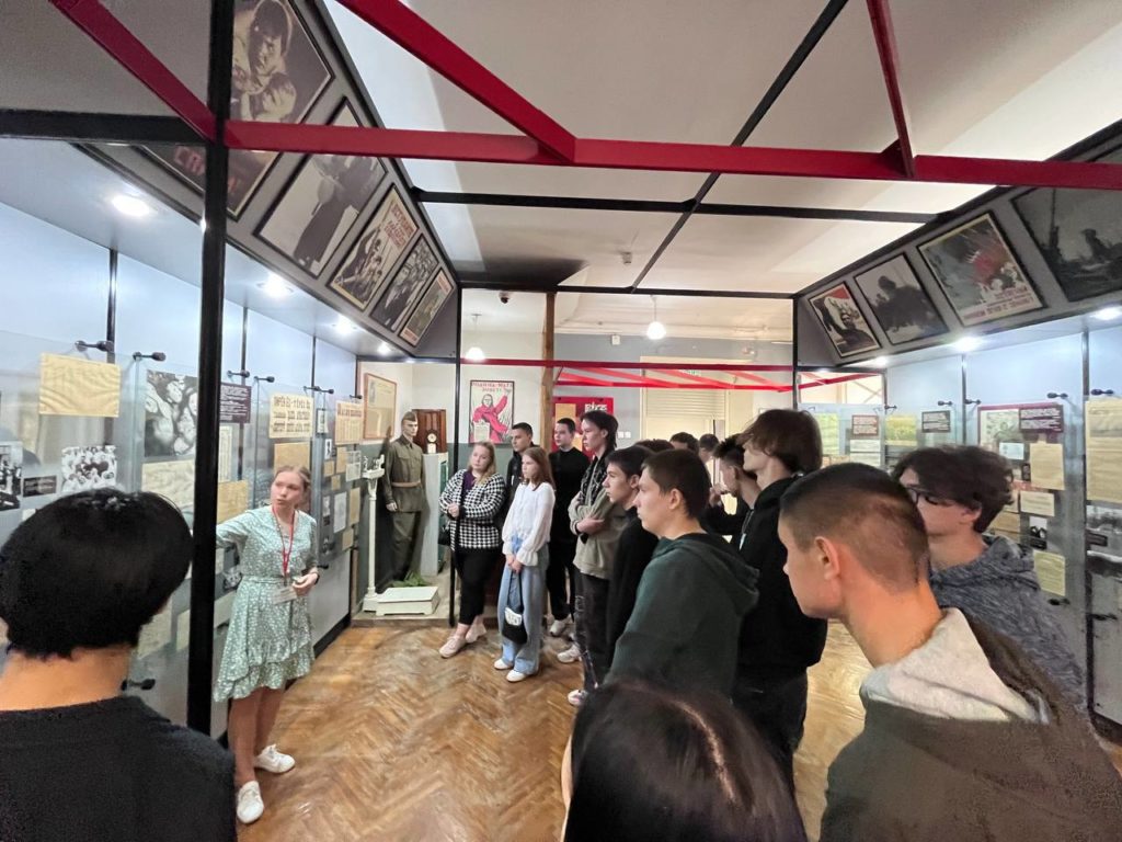 Студенты ЧТТСТ посетили Музей воинской славы