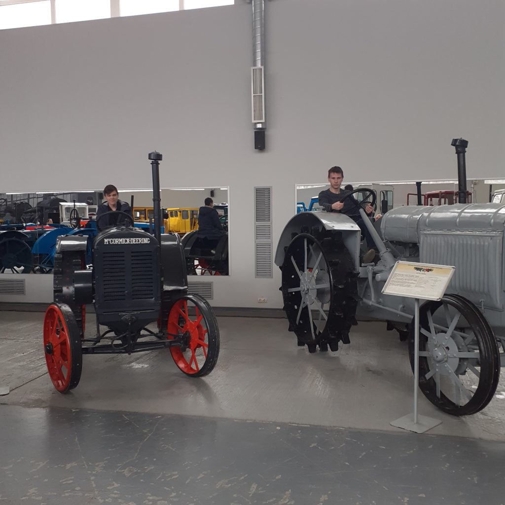 Студенты техникума посетили Музей истории трактора